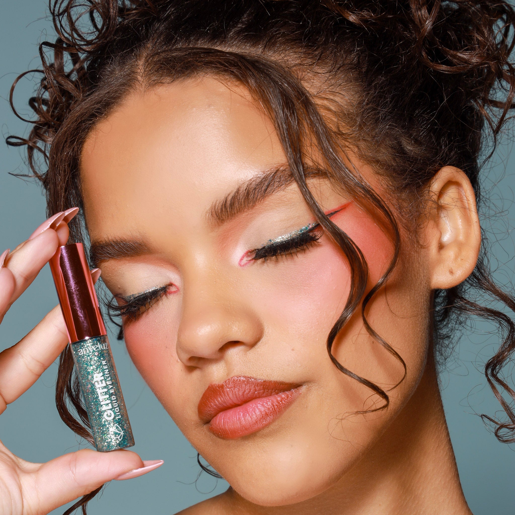 ANYELUZ DELINEADOR GLITTER