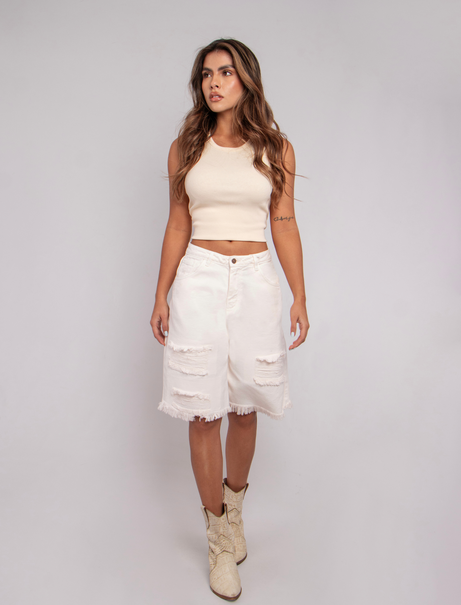 Joy Staz Colombian Jeans Bermuda Pantalon Corto Deshilachado Ref. 715067 Jeans Colombianos