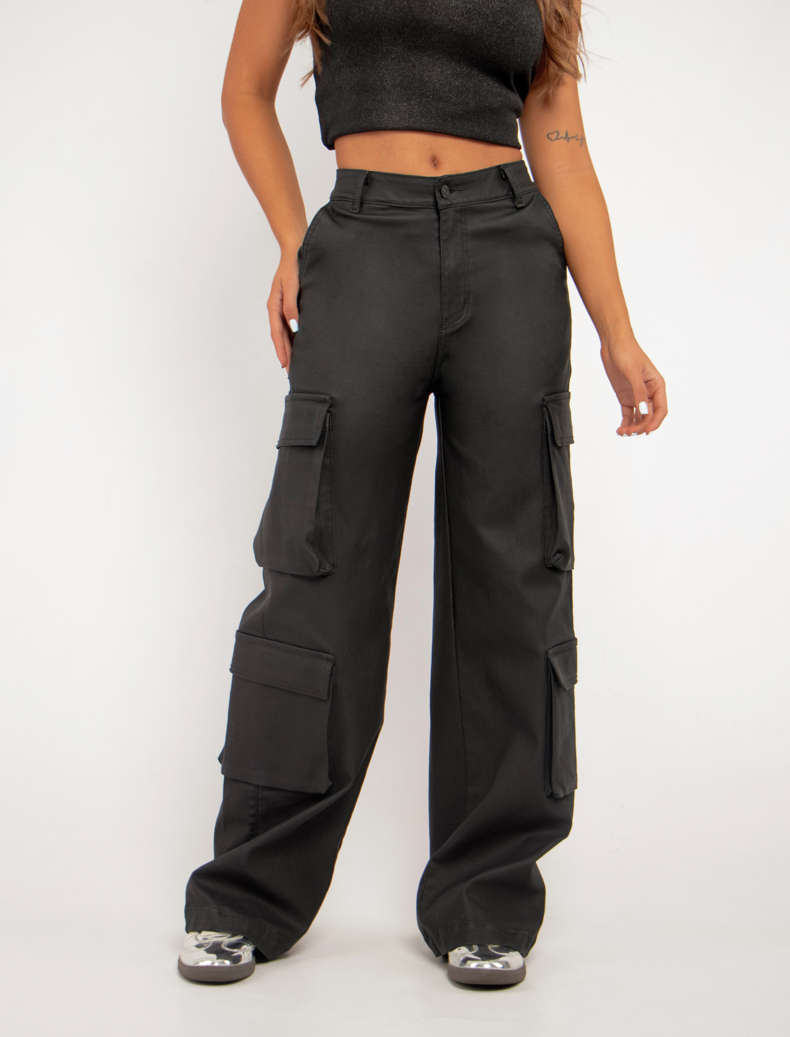 Joy Staz Colombian Jeans Cargo Negro Satinado efecto cuero Ref. 715069 Jeans Colombianos