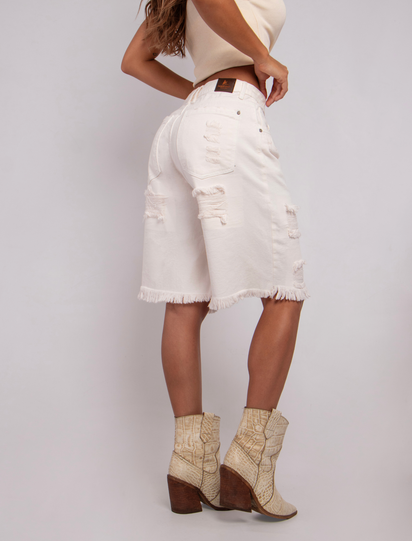 Joy Staz Colombian Jeans Bermuda Pantalon Corto Deshilachado Ref. 715067 Jeans Colombianos