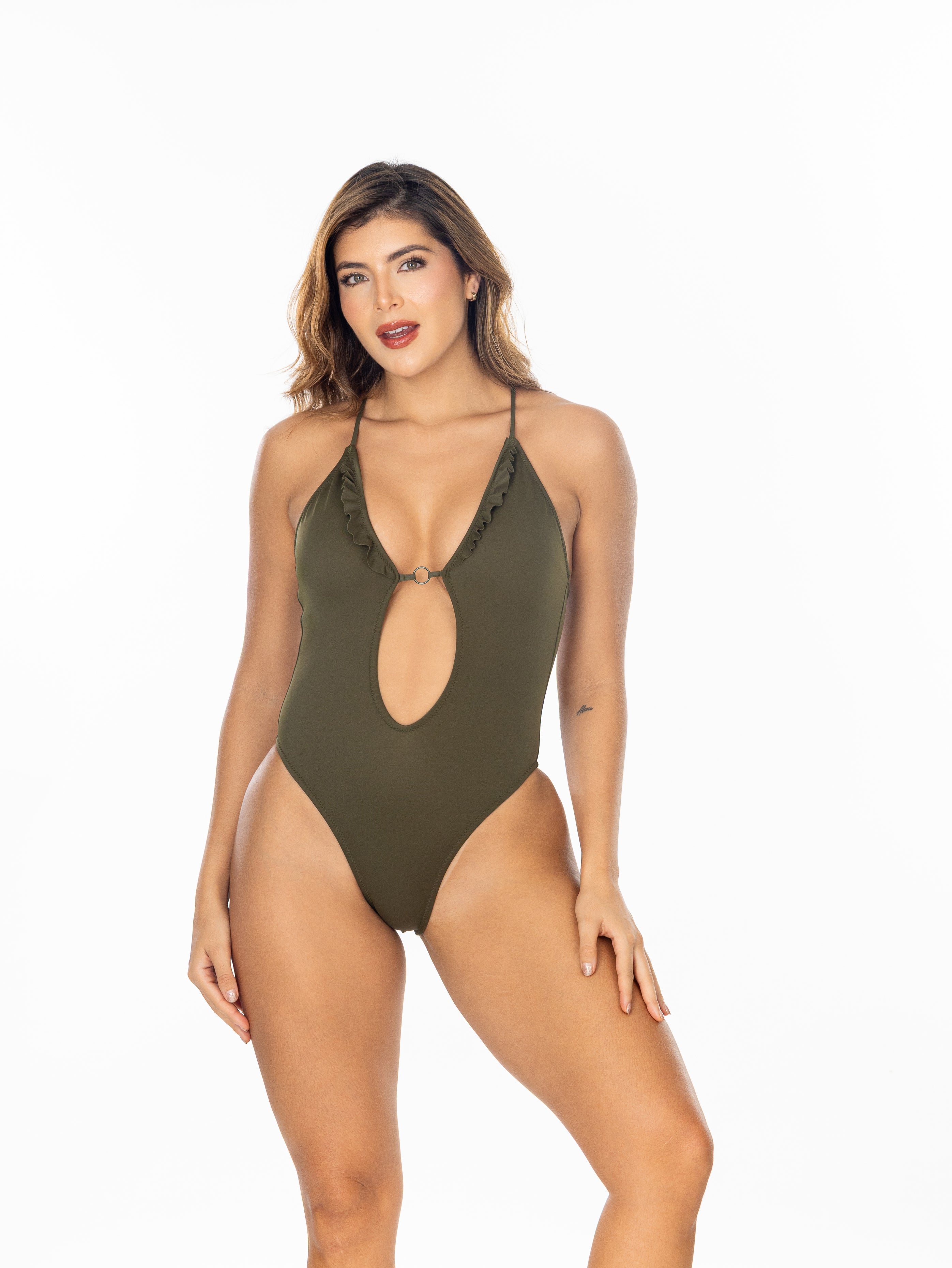 IRGUS Colombian Swimwear One Piece Cut Out Latin Fit Escote V con Arandelas REF. 5011 Vestidos de Baño Colombianos