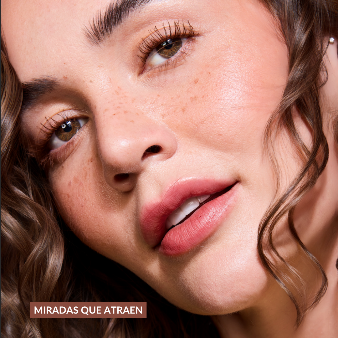 Lina Tejeiro Pestanina Moccafe Coraje