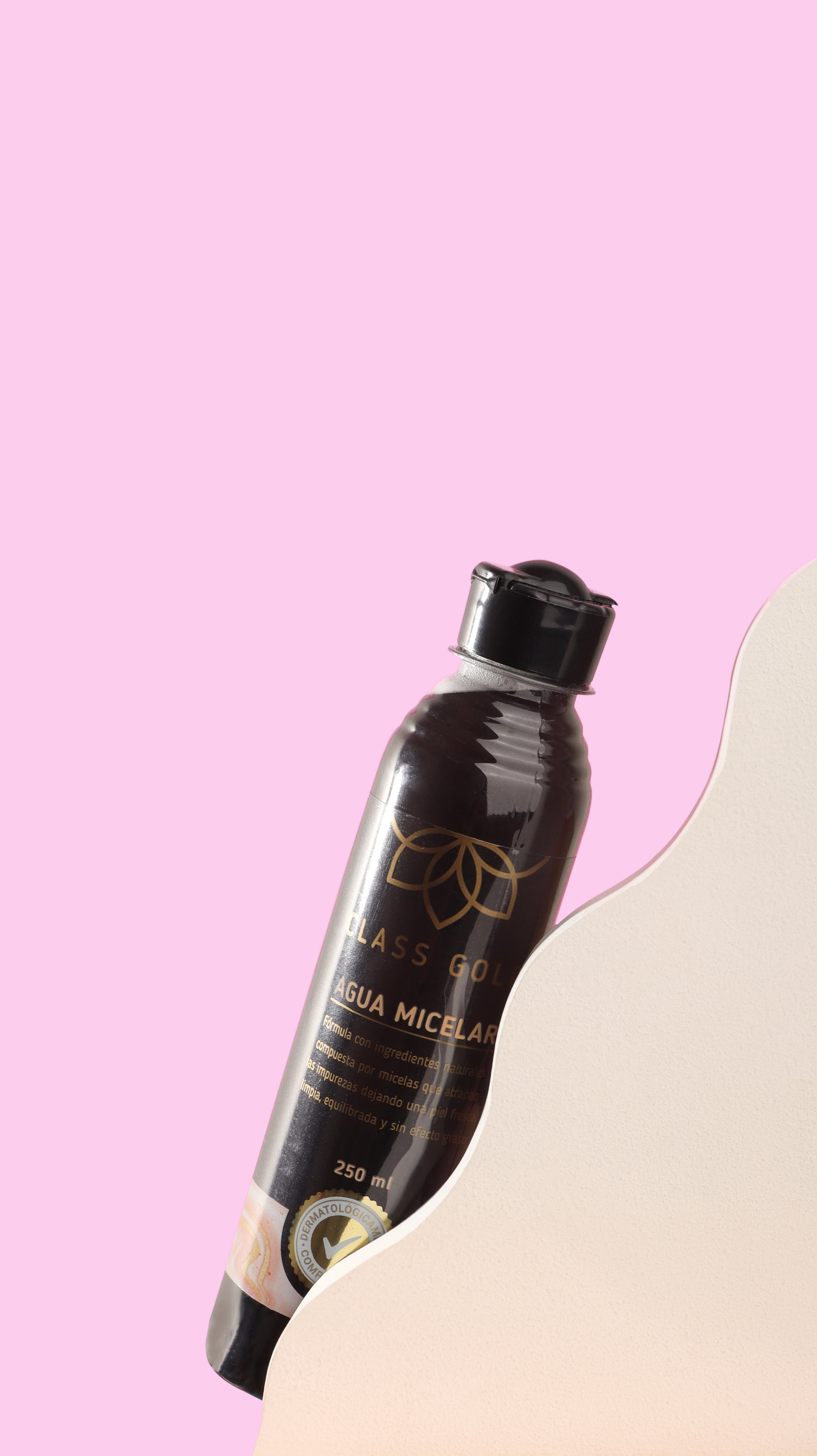 Class Gold Micellar Water with Activated Carbon 250 ml (1 pack) 