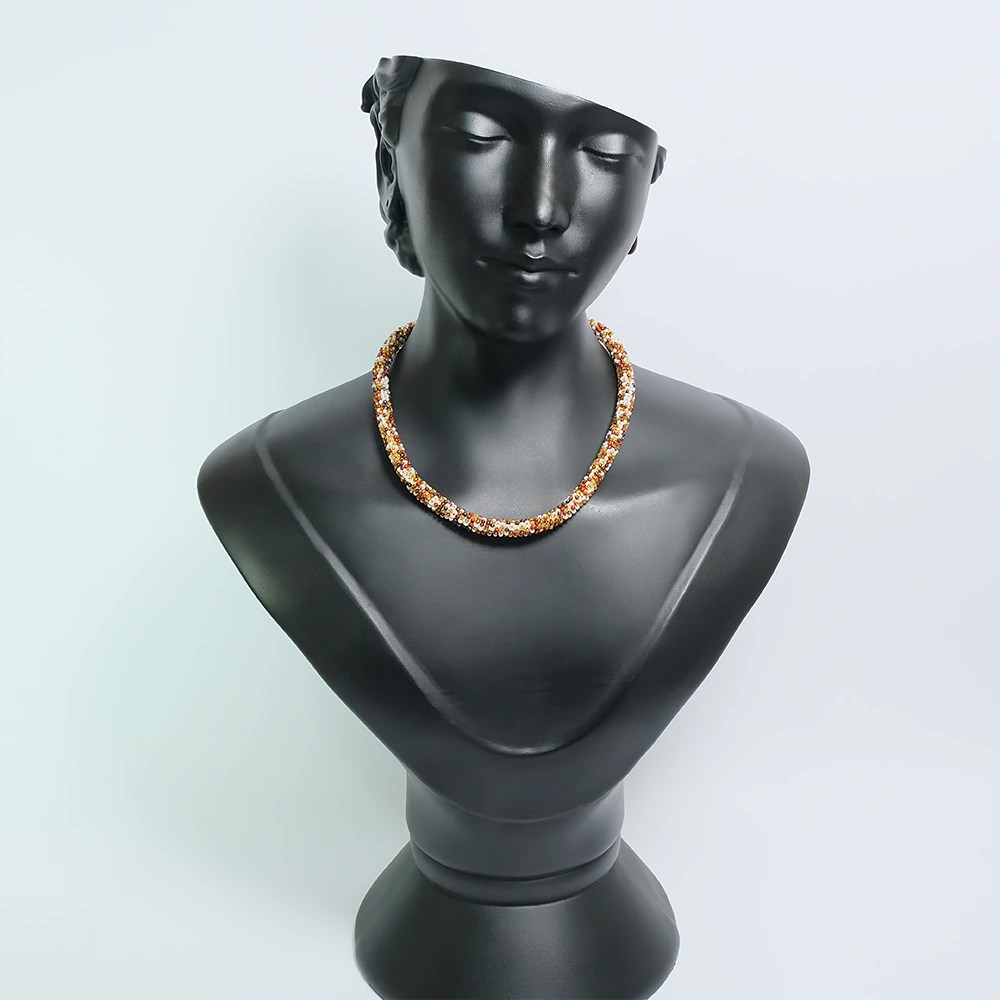 Golden Sunset – Collar Artesanal Multicolor en Tonos Dorados B9-03