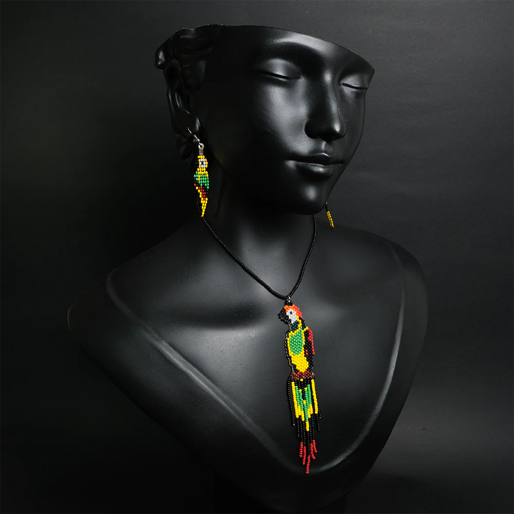 Juego Tropical Macaw de Collar y Aretes en Mostacillas Multicolor C3-02
