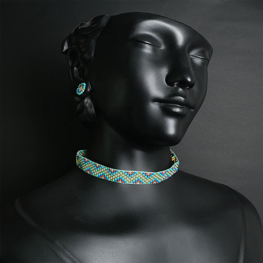 Juego Turquoise Radiance de Gargantilla y Aretes en Mostacillas Azules C5-03