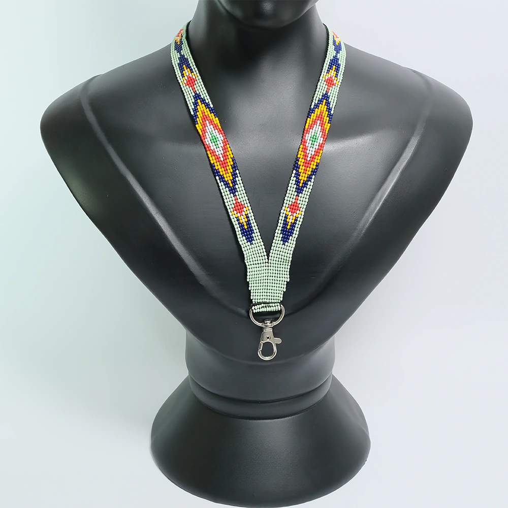 Andean Heritage Lanyard – Tira Carnet Artesanal Tejida en Mostacilla Estilo Etnico para Credencial y Llaves C6-13