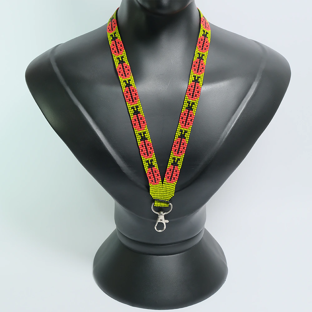 Crimson Jaguar Elite Lanyard – Tira Carnet Artesanal Tejida en Mostacilla Estilo Etnico para Credencial y Llaves C6-14