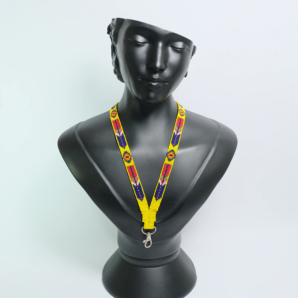 Golden Ember Heritage Lanyard – Tira Carnet Artesanal Tejida en Mostacilla Amarilla Estilo Etnico para Credencial y Llaves C6-15