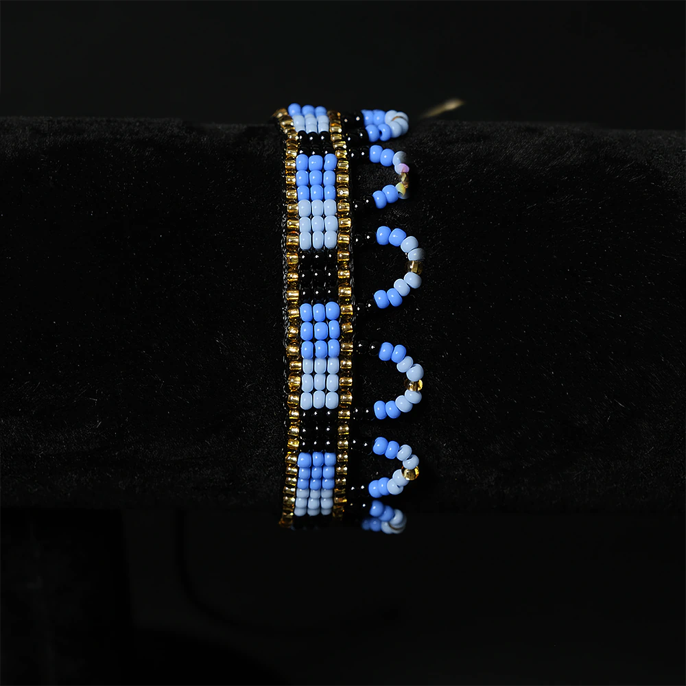 Pulsera artesanal de mostacillas Zafiro Nocturno azul negro dorado boho elegante ajustable hecha a mano C7-10