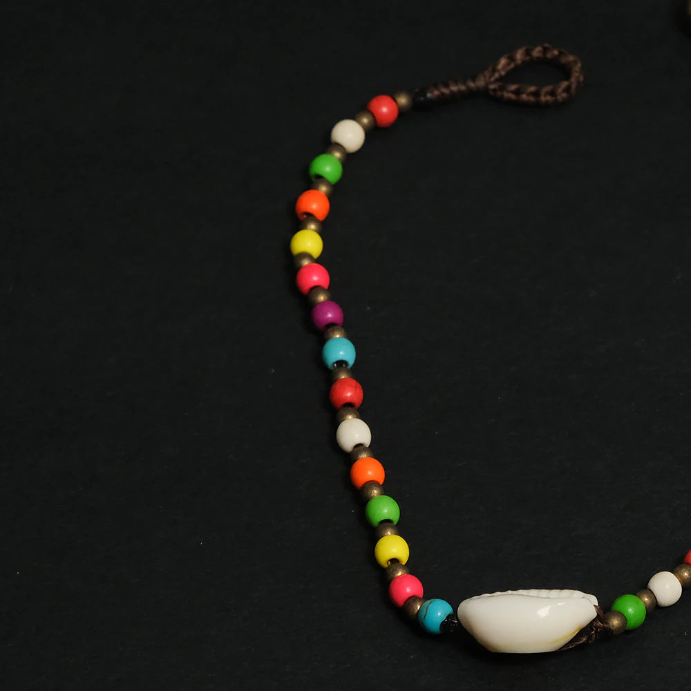 Rainbow Spirit Anklet – Tobillera Multicolor con Concha Natural y Detalle Dorado Ajustable C8-18