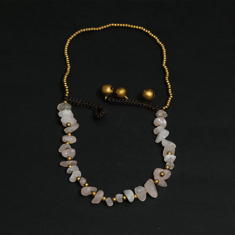Rose Aura Anklet – Tobillera de Cuarzo Rosa Natural con Detalles Dorados Ajustable C8-23