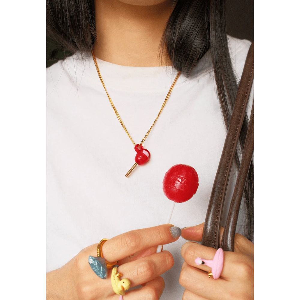 Fun Society Collar / Cadena enchapada en oro Bon Bon Bum ®️Rojo Fresa