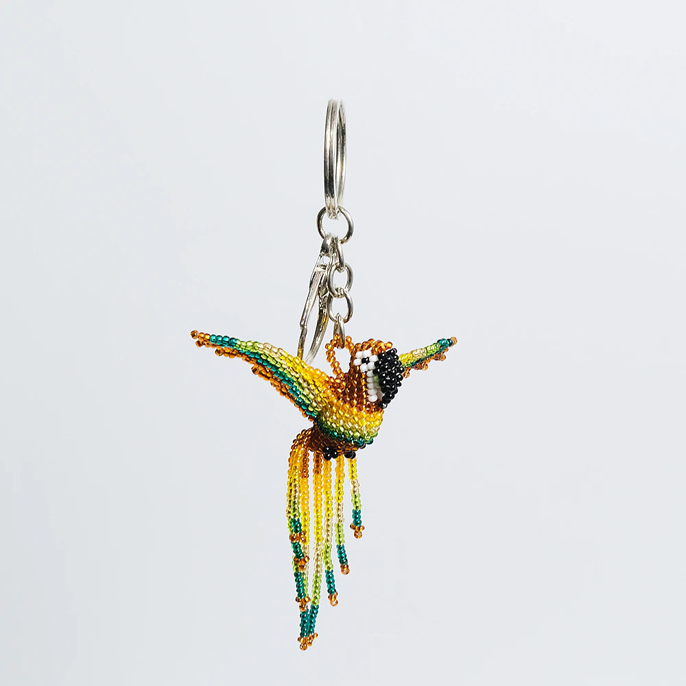 Llavero Artesanal Guacamaya Dorado en Chaquiras | Hecho a Mano D2-03