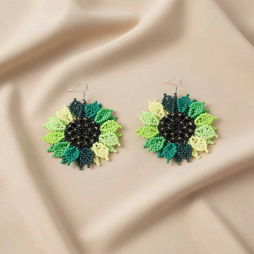Aretes Premium Emerald Sunflower Bloom en Mostacilla Artesanal Elegante D9-04