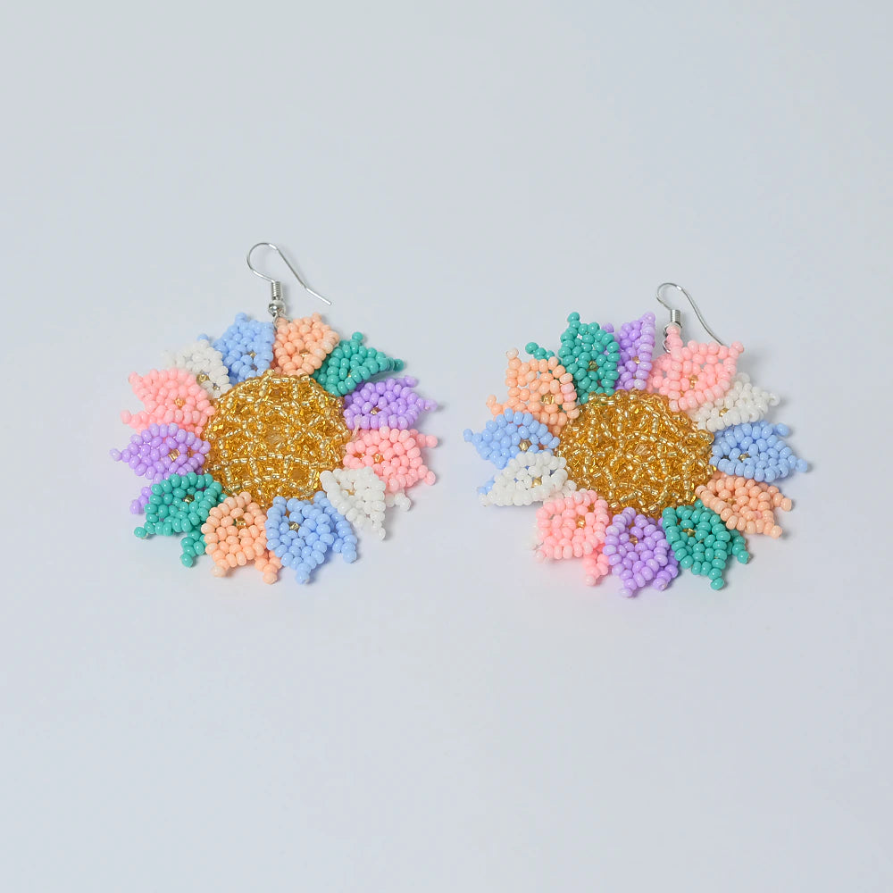 Aretes Premium Golden Bloom Pastel en Mostacilla Artesanal Elegante D9-06