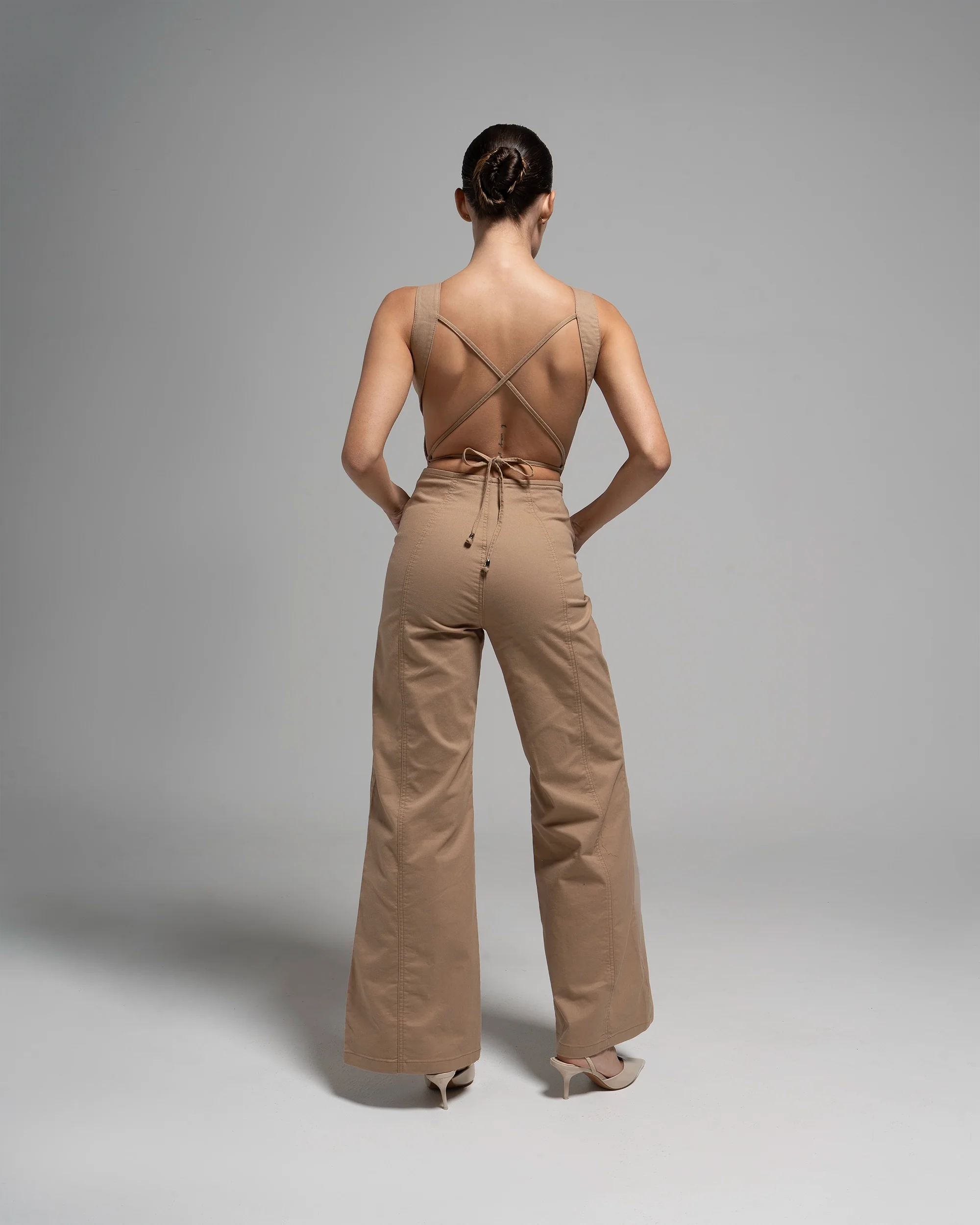 UPFEMME ENTERIZO NUDE SIN MANGAS BOTA RECTA REF UP-2711