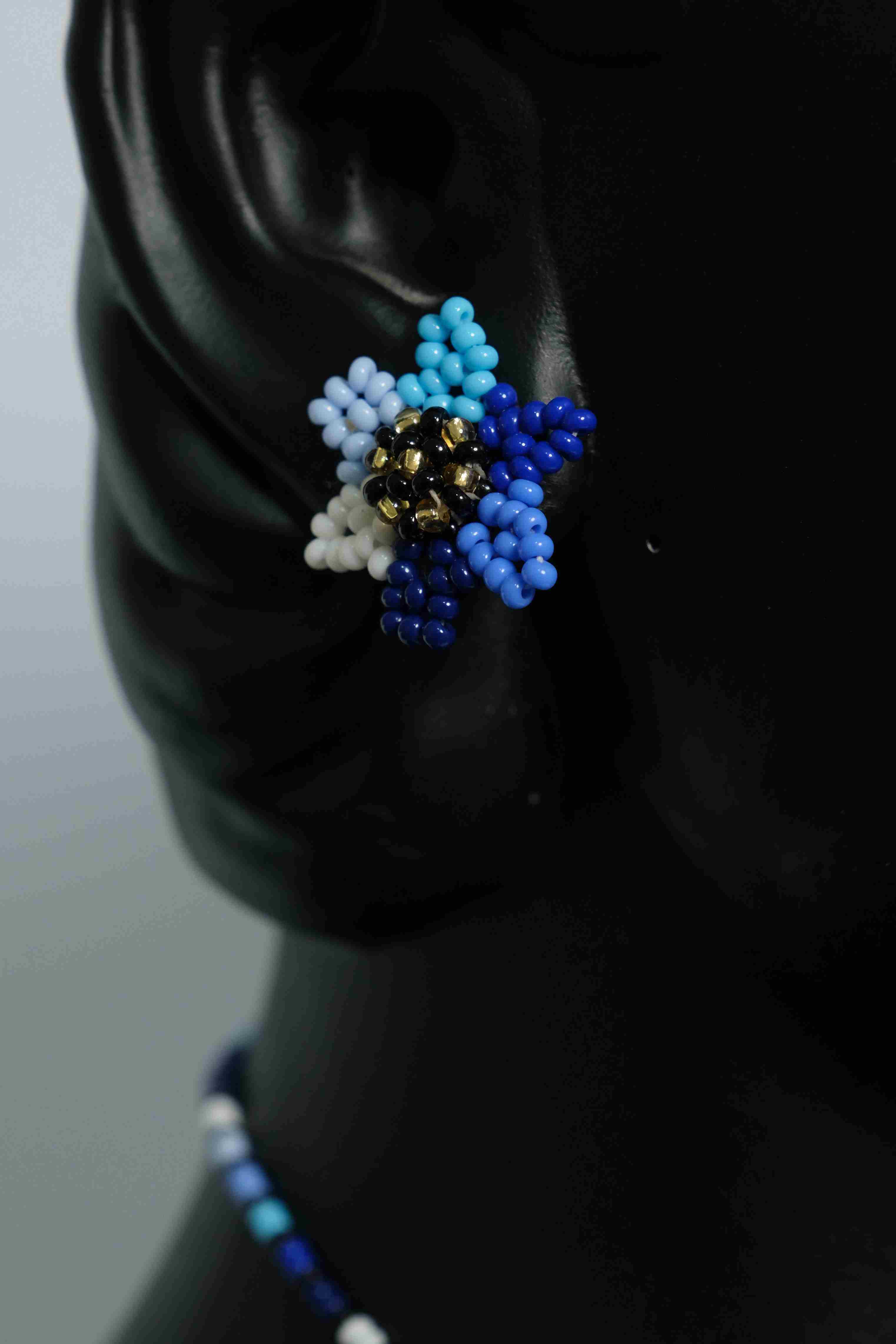 Juego de Collar Blue Blossom Artesanal de Mostacillas B6-02