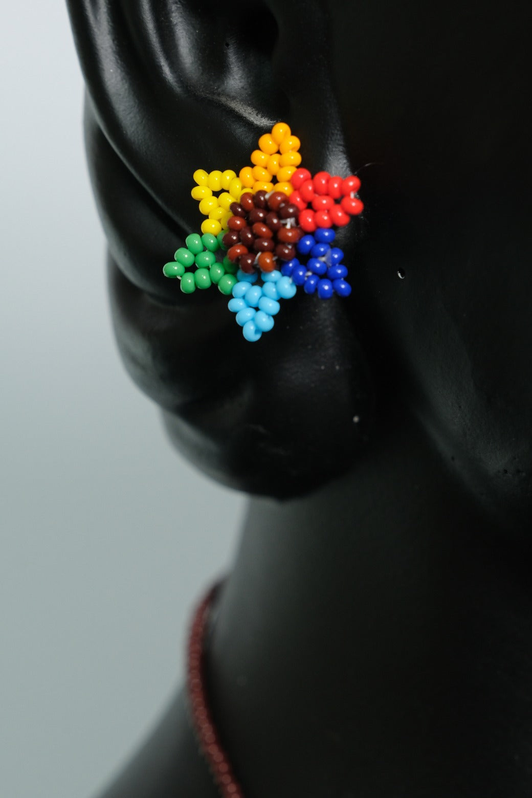 Rainbow Sunburst Aura – Juego de Collar Girasol Multicolor de Chaquiras Hecho a Mano | Dije Artesanal B6-03