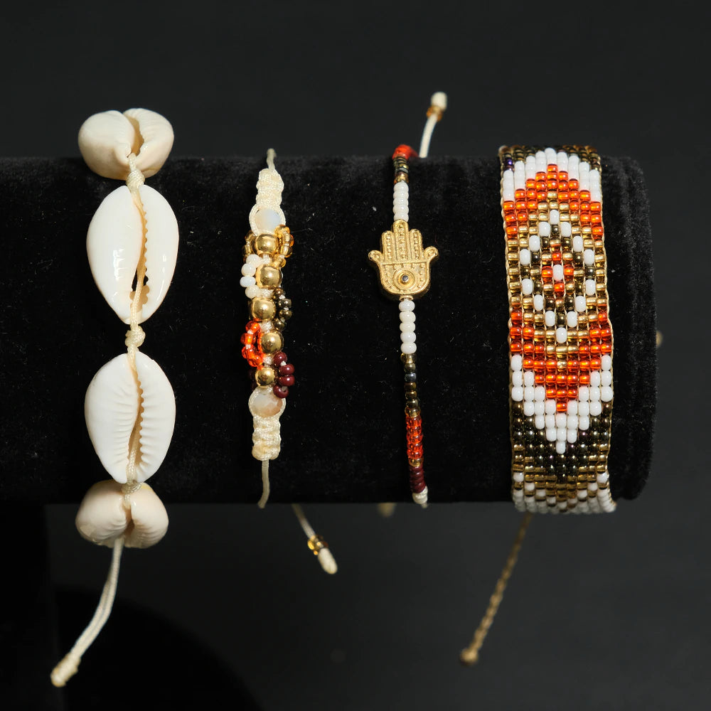 Juego Sunset Hamsa de Pulseras Multicapas con Conchas y Mano Fatima E2-12