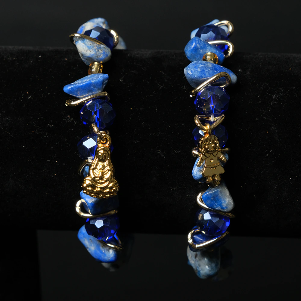 Pulsera Sapphire Spirit con Piedras Azules, Cristales y Dijes Dorados E3-05