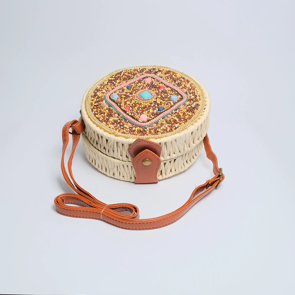 Bolso Boho Terra Redondo Tejido con Mostacillas y Correa F7-01
