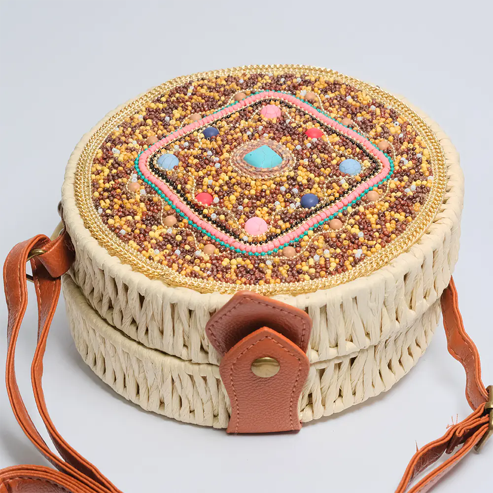 Bolso Boho Terra Redondo Tejido con Mostacillas y Correa F7-01
