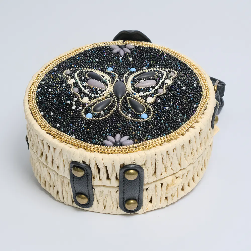 Bolso Noir Butterfly Redondo Tejido con Mostacillas y Correa F7-02