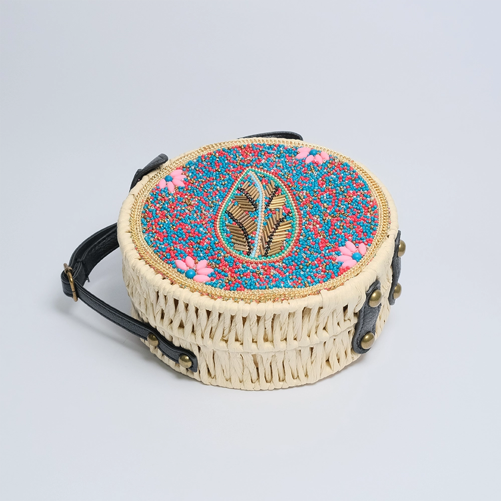 Bolso Tropical Bloom Redondo Tejido con Mostacillas y Correa F7-03