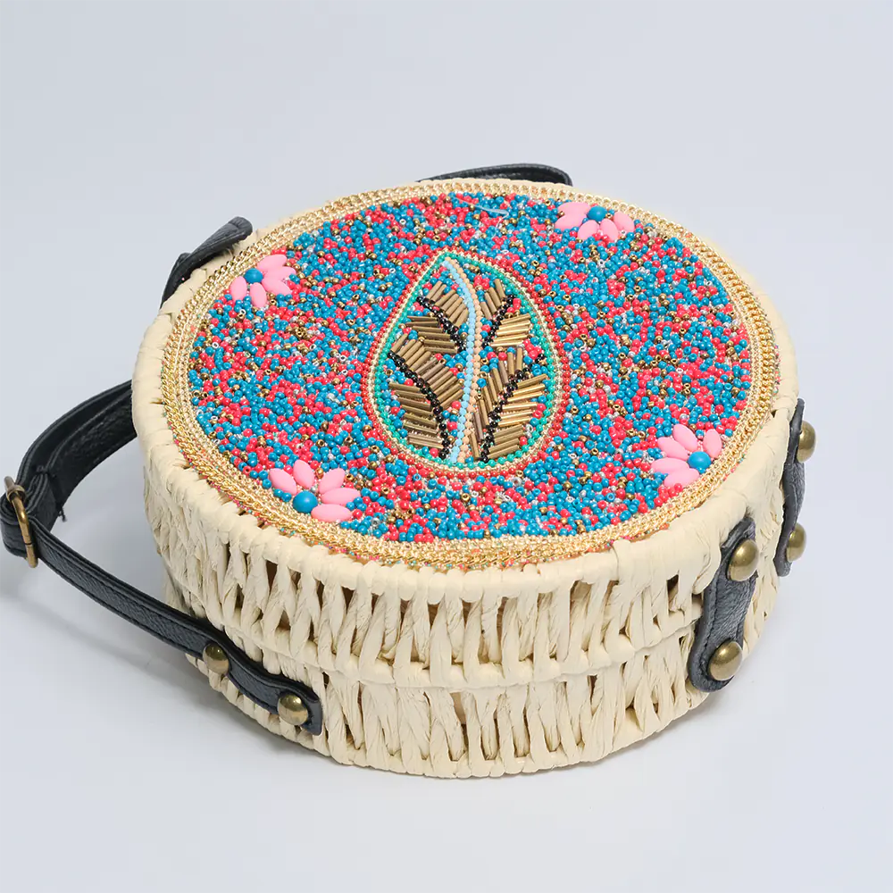 Bolso Tropical Bloom Redondo Tejido con Mostacillas y Correa F7-03