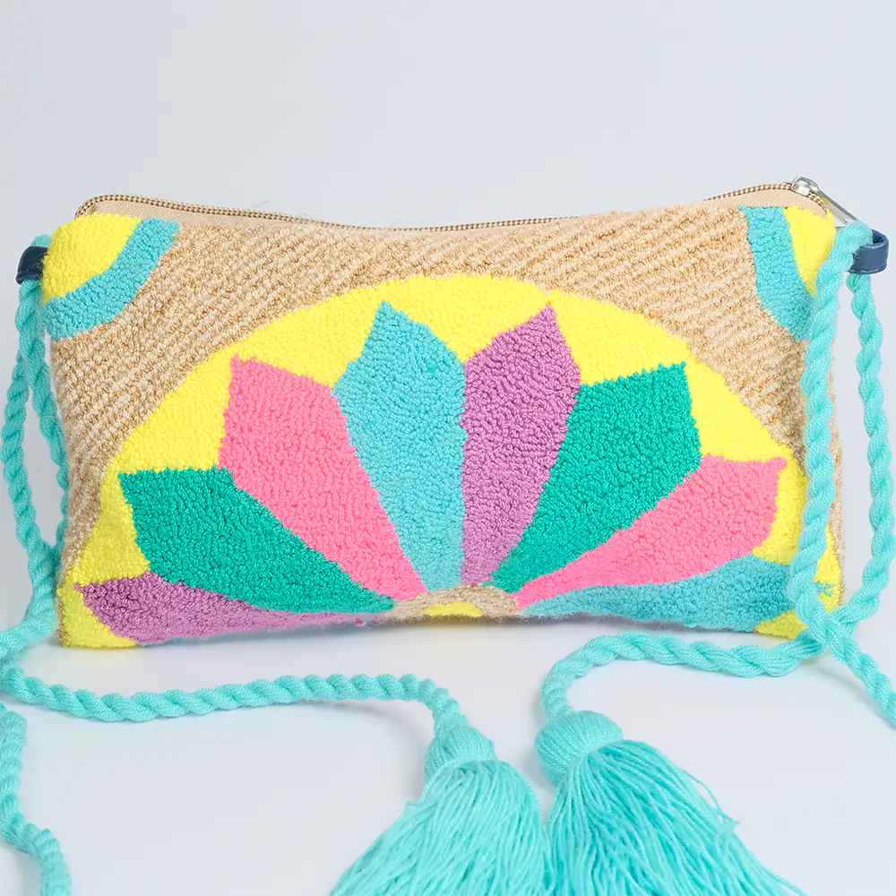 Sobre Pastel Sunrise Tapizado con Borlas y Diseno Boho F8-05