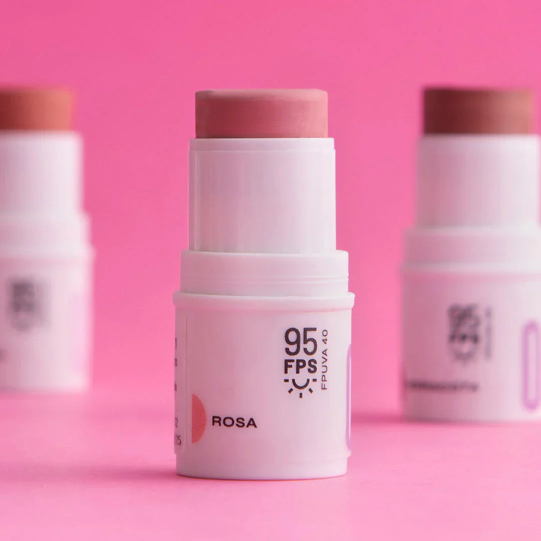 Ollie Barra 3 en 1 Rubor, Labial y Sombra FPS 95