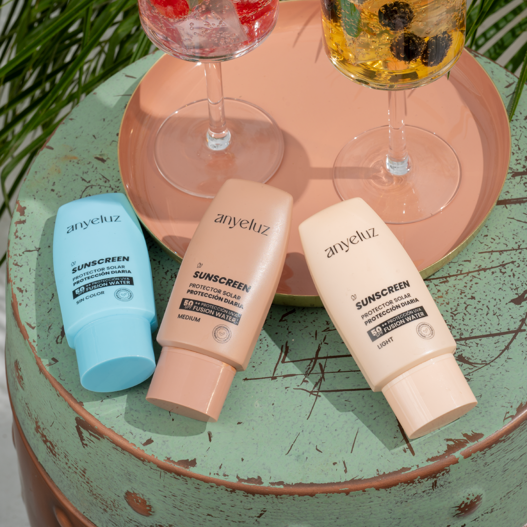 ANYELUZ PROTECTOR SOLAR SPF50+ FUSION WATER - TONO LIGHT 50ml