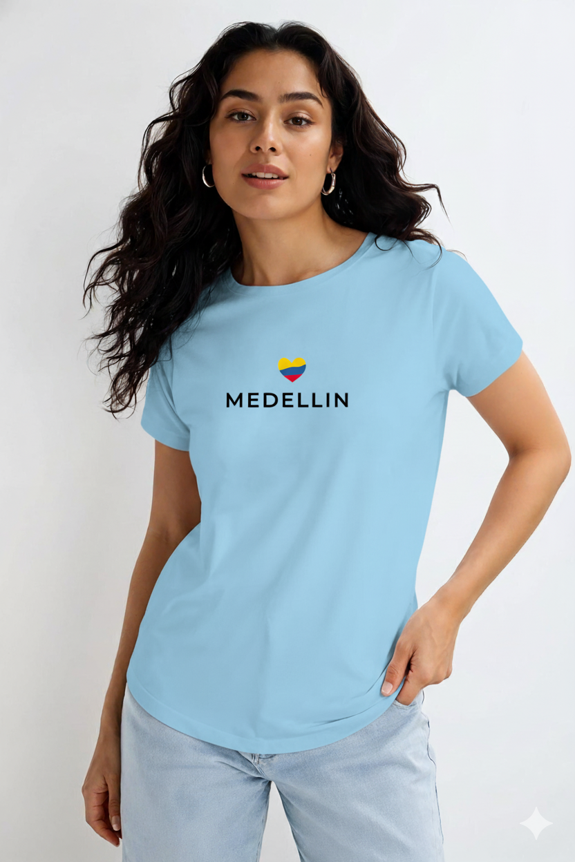 Camiseta Básica “Medellín Heart”