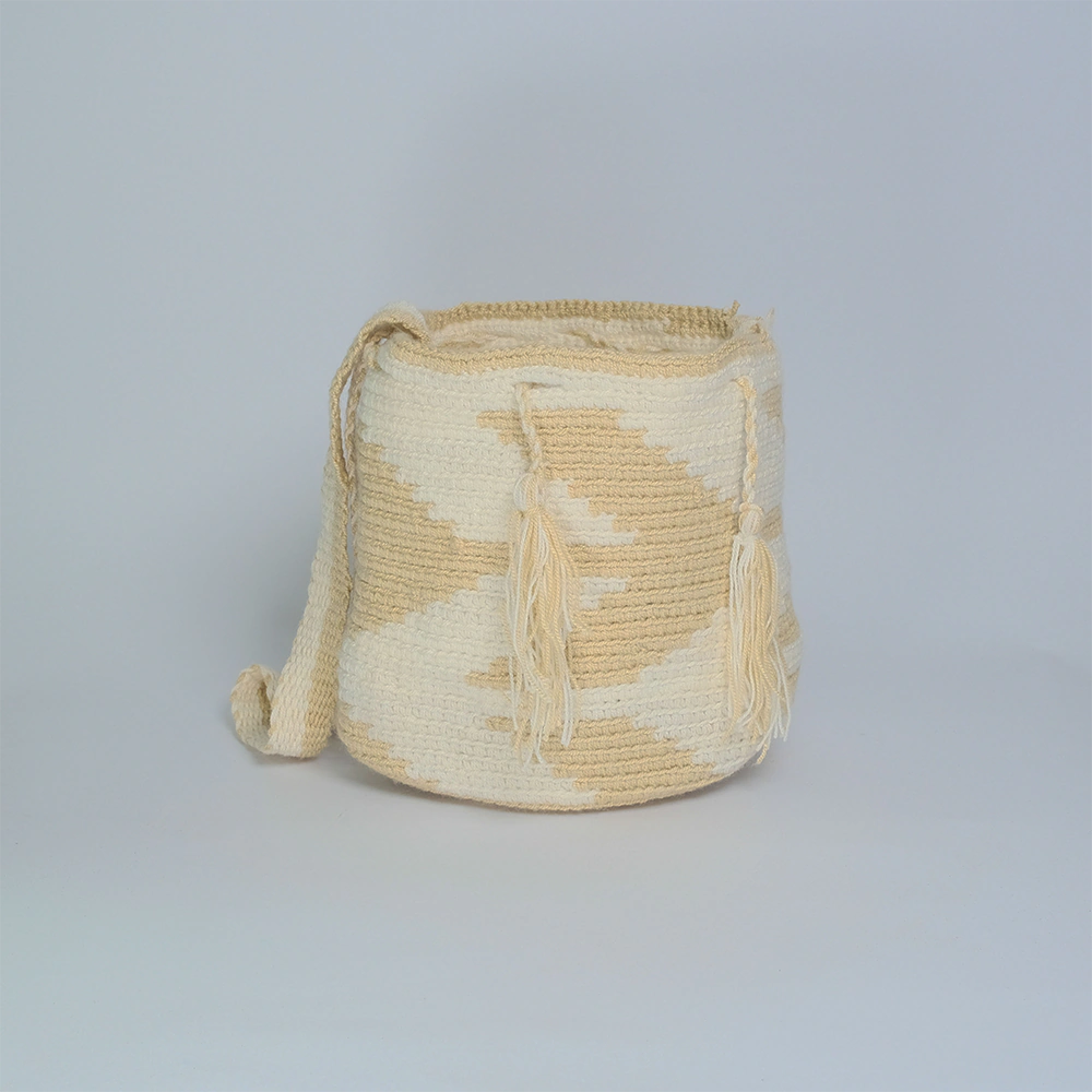 Mochila Wayuu Pequena Ivory Sand Tejida Artesanal H2-01
