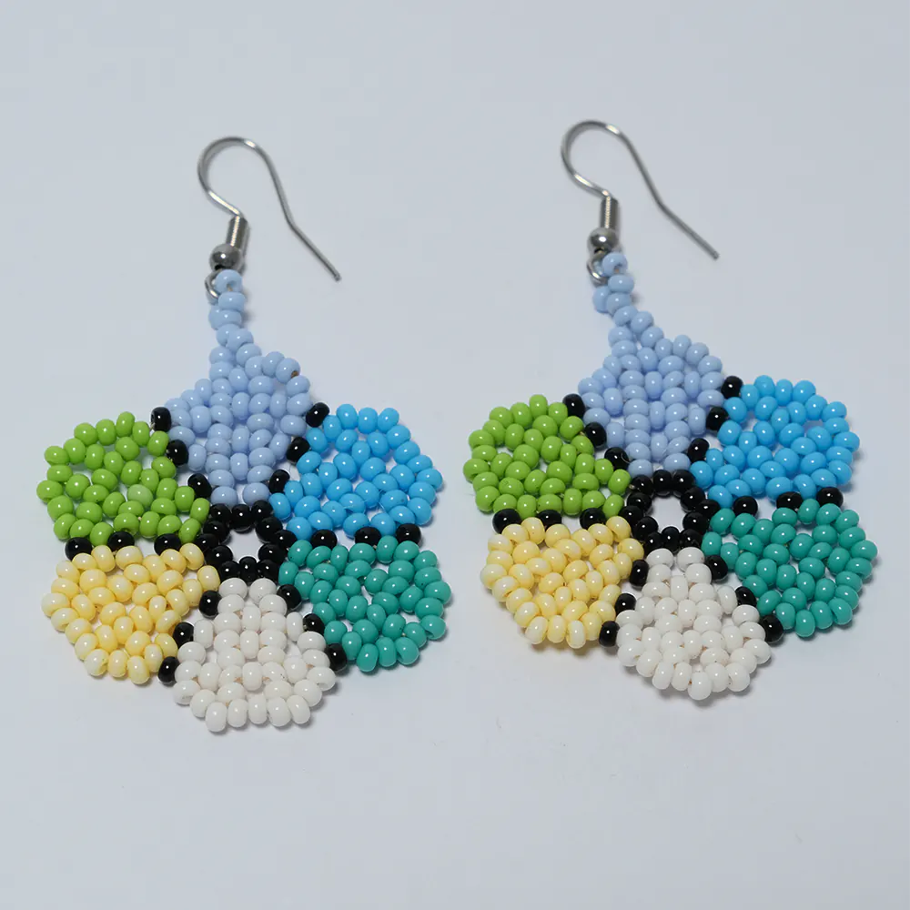 Aretes Bloom Petalos de Mostacilla I7-02