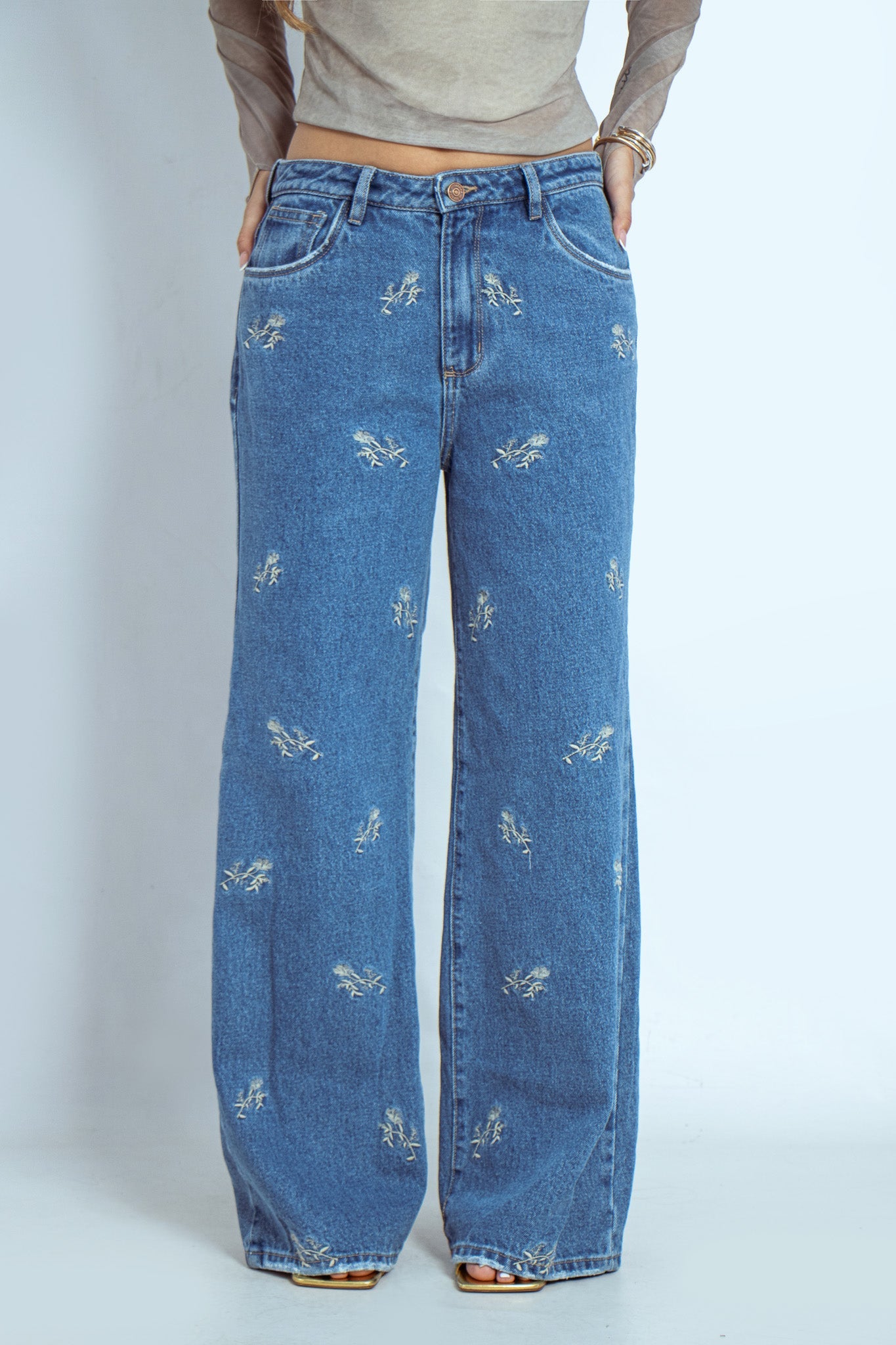 Joy Staz Colombian Jeans Wide Leg Silueta Holgada con Bordado Flores 716009 Jeans Colombianos