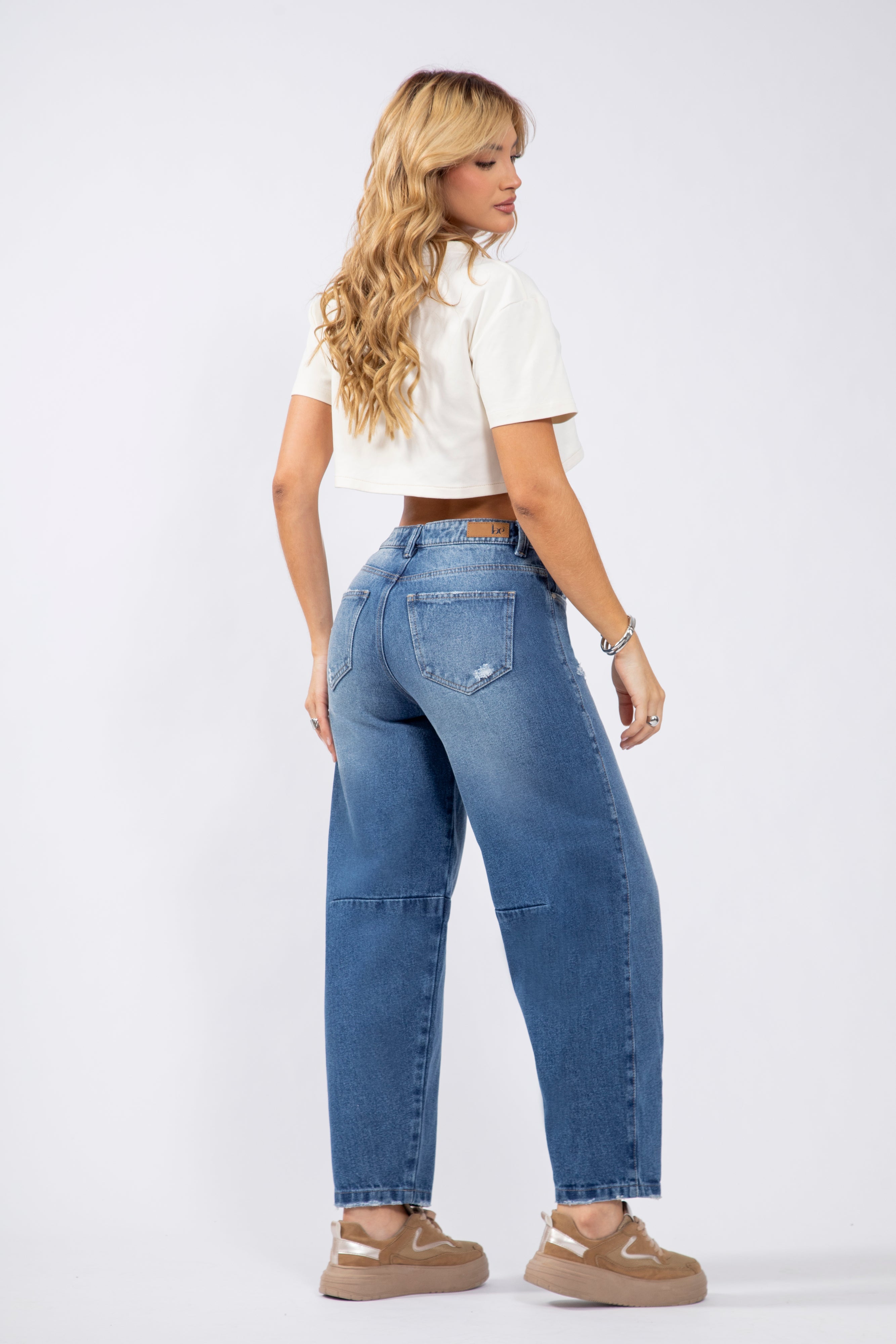 UPFEMME BARREL JEAN REF BE-2357