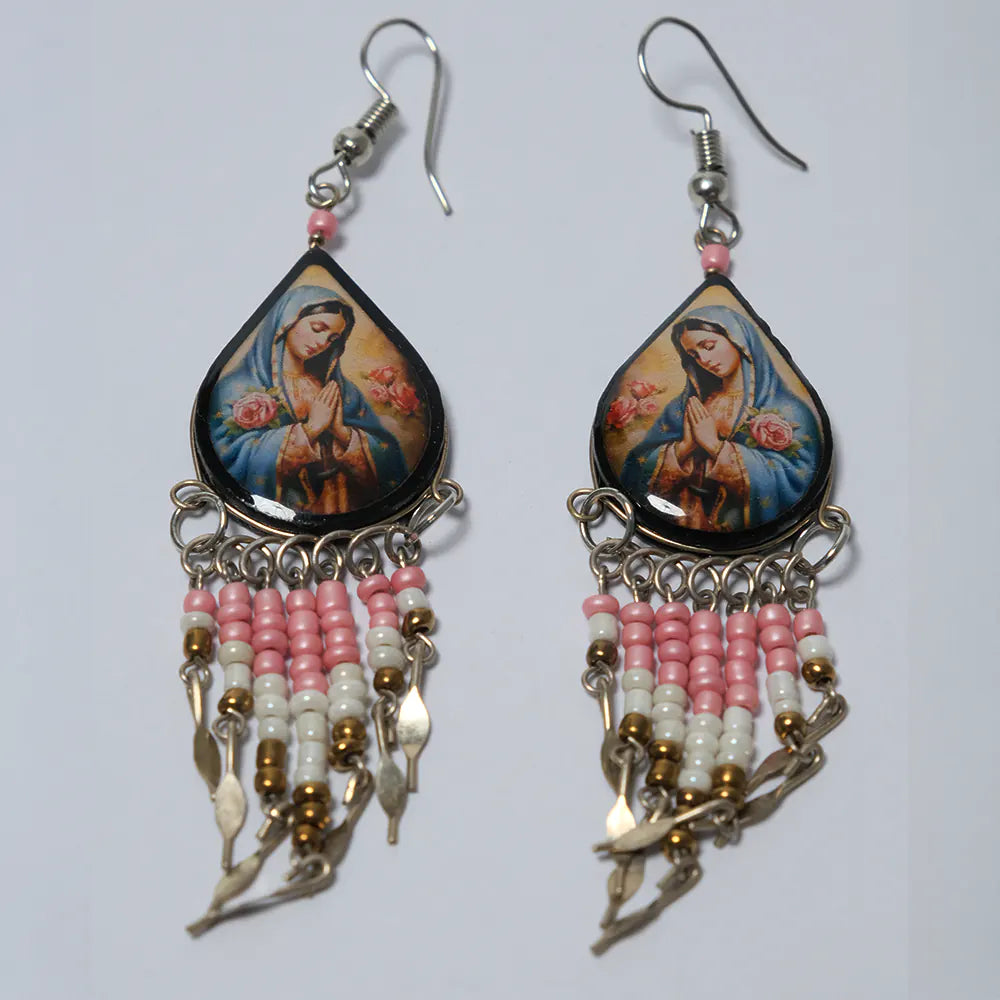 Aretes Premium Virgen Maria Rosa con Chaquiras J6-07