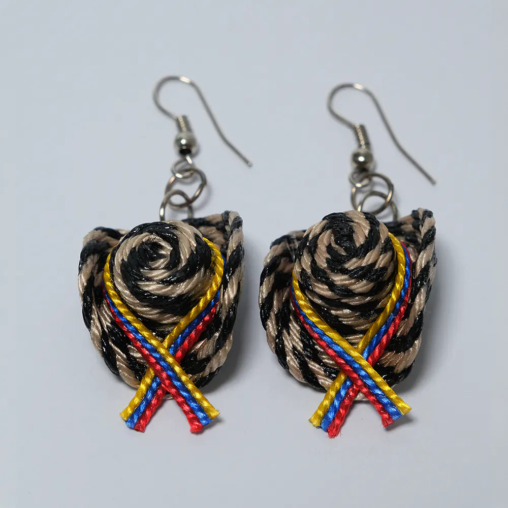 Aretes Premium Sombrero Vueltiao con Cinta Colombia J9-03