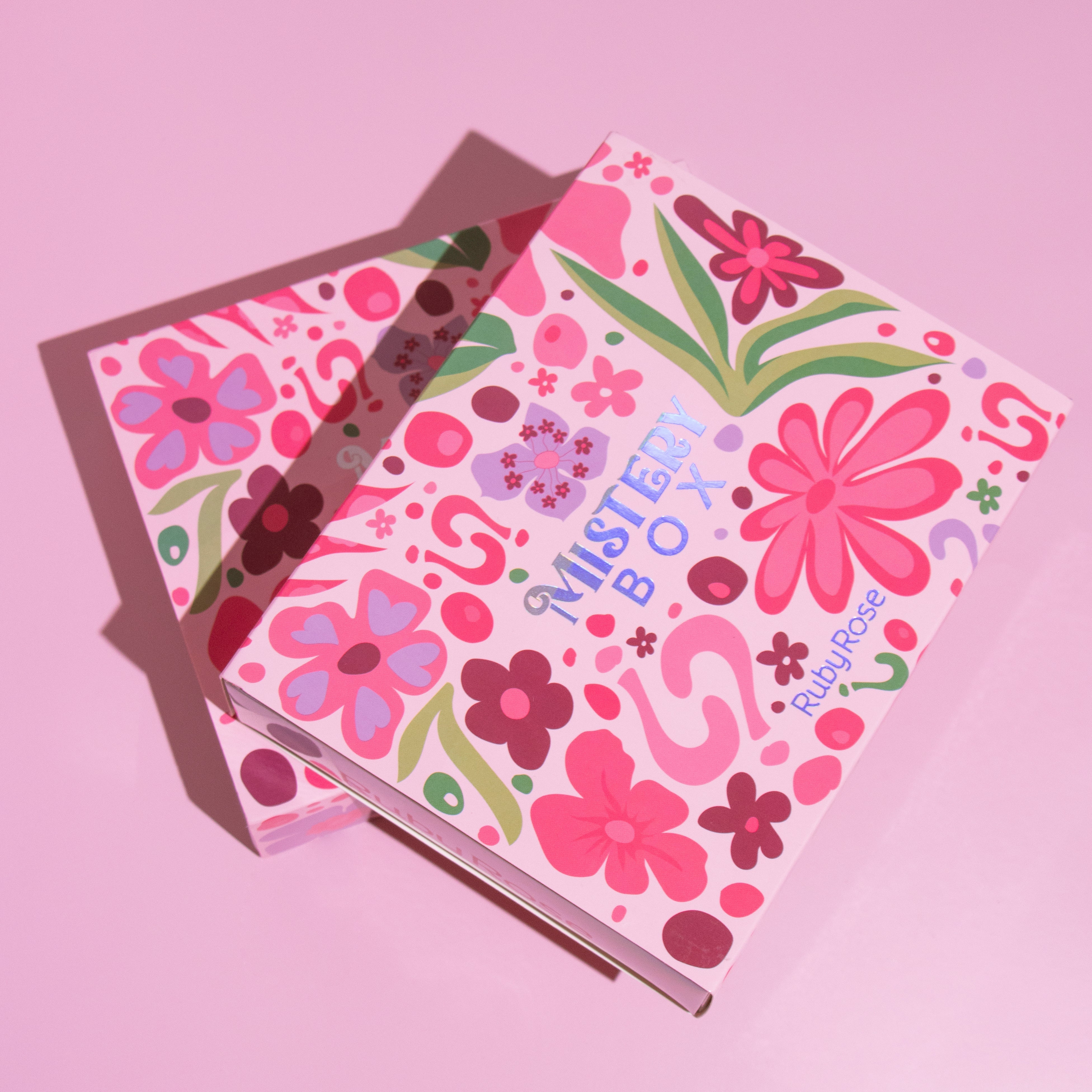 RUBY ROSE CAJA SORPRESA MISTERY BOX - INCLUYE PRODUCTO DE LANZAMIENTO