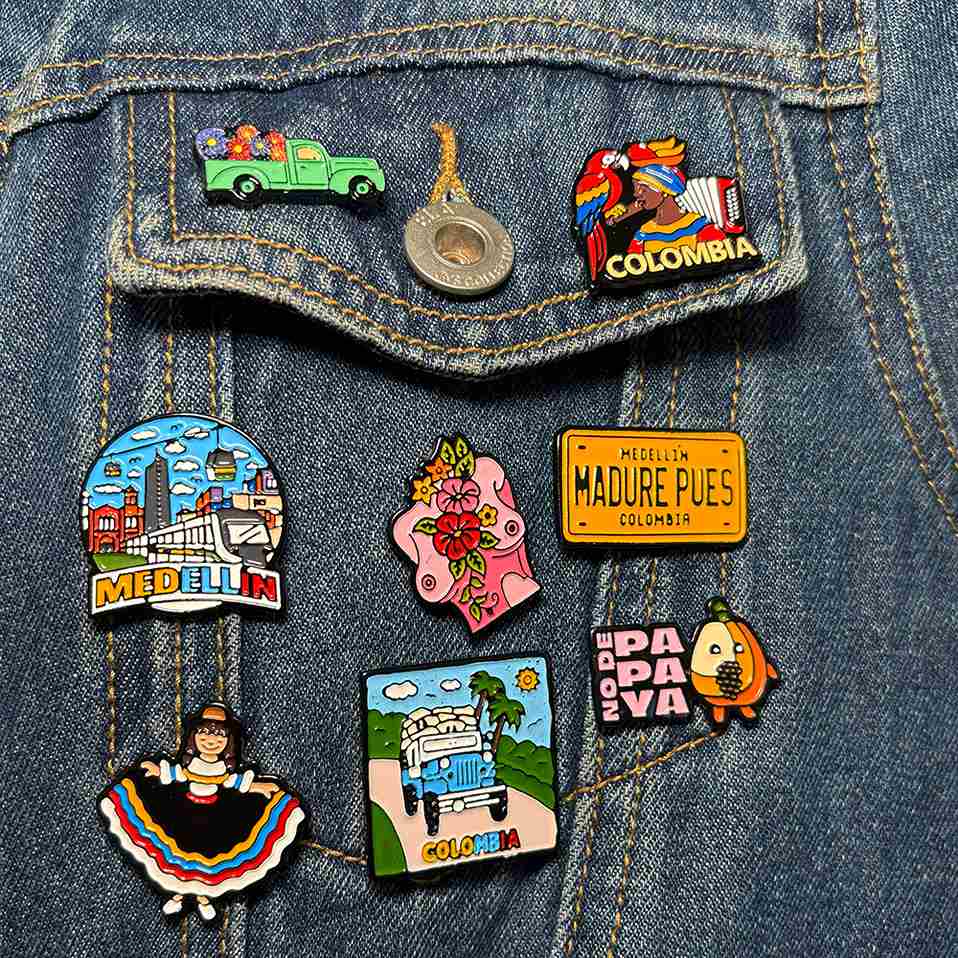 Pin metalico escudo de colombia PI-19