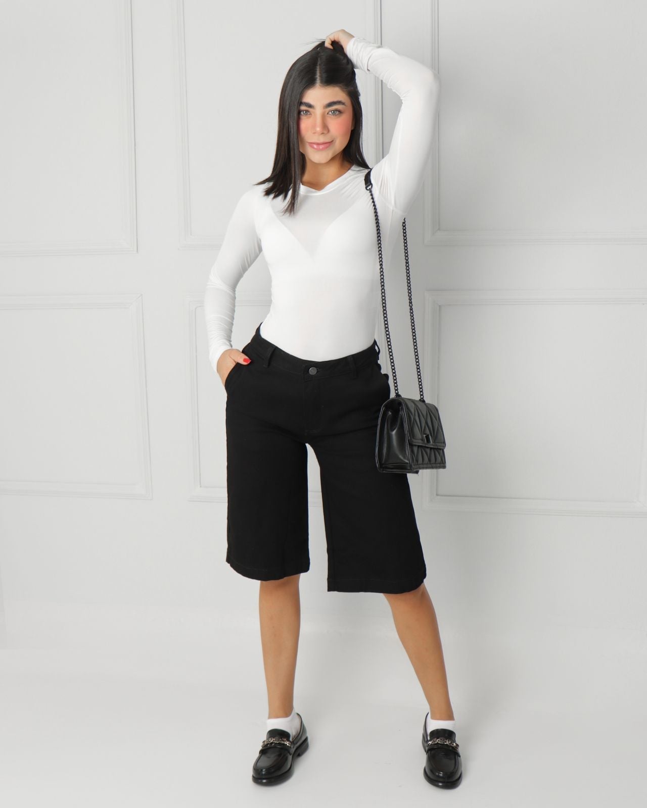 Joy Staz Bermuda Negra Clásica - 764009