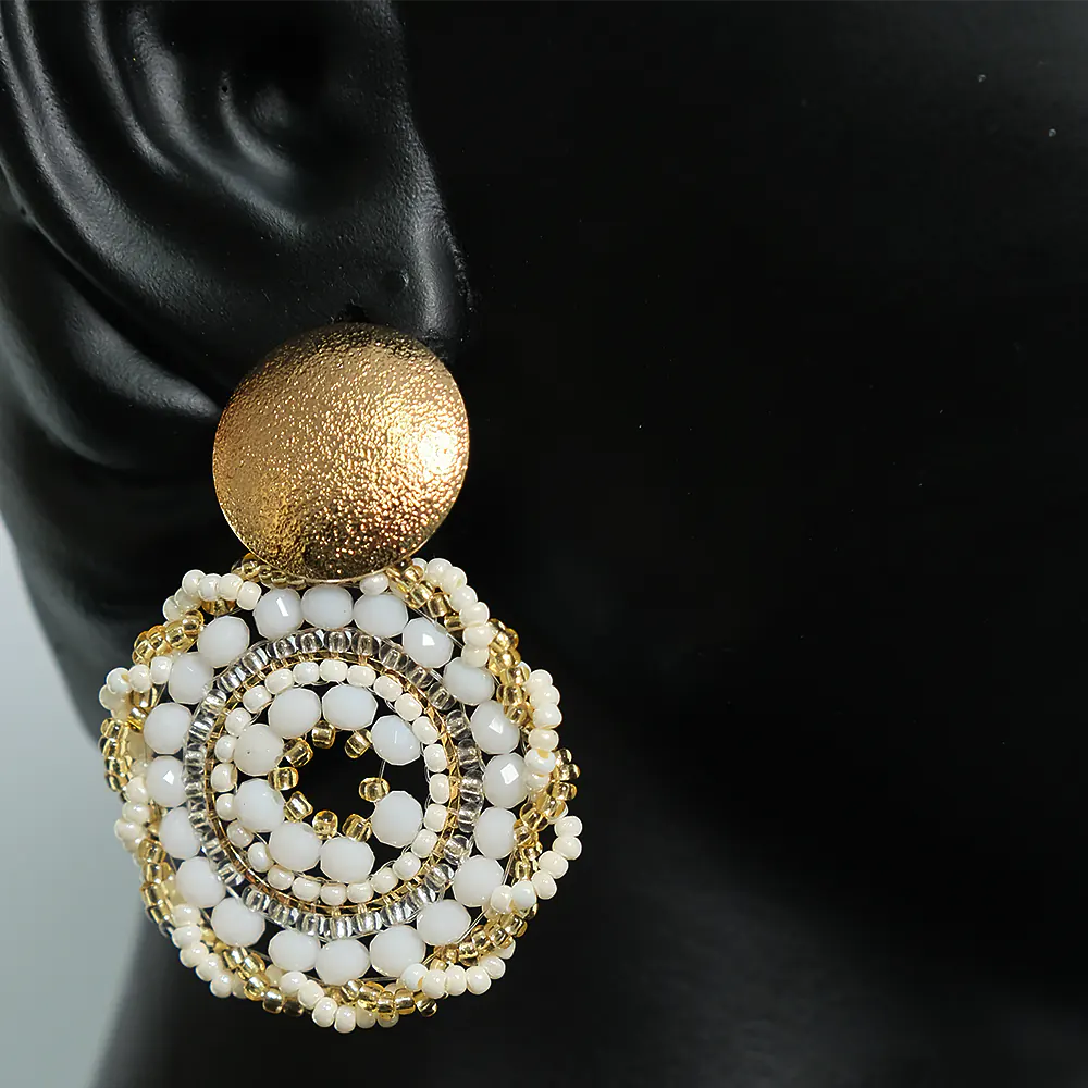 Aretes artesanales Marfil Luxe blanco dorado elegantes Z3-02