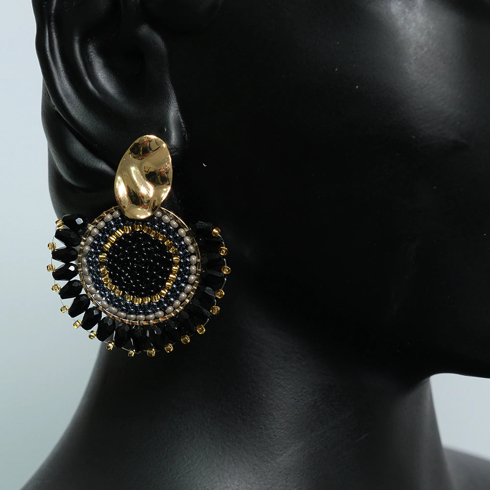 Aretes Midnight Royale - Aretes Colgantes Negros con Cristales y Mostacillas Doradas Z8-05