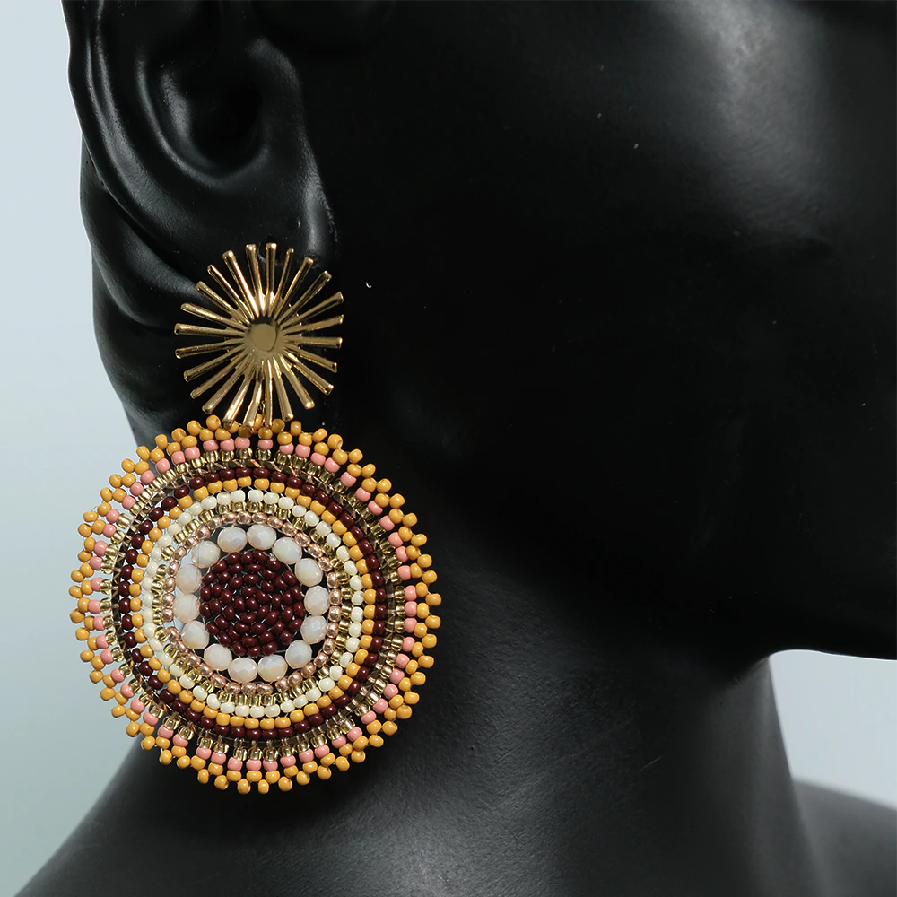Aretes Golden Sunset Medallion - Aretes Circulares Dorados con Mostacillas y Cristales Hechos a Mano Z8-06