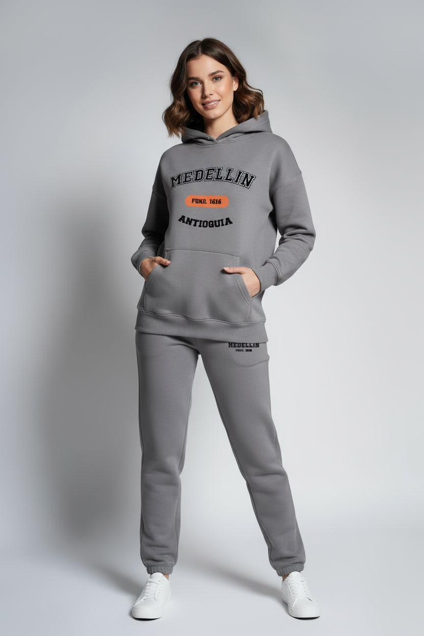 Conjunto “Medellín  1616” (Hoodie + Jogger)