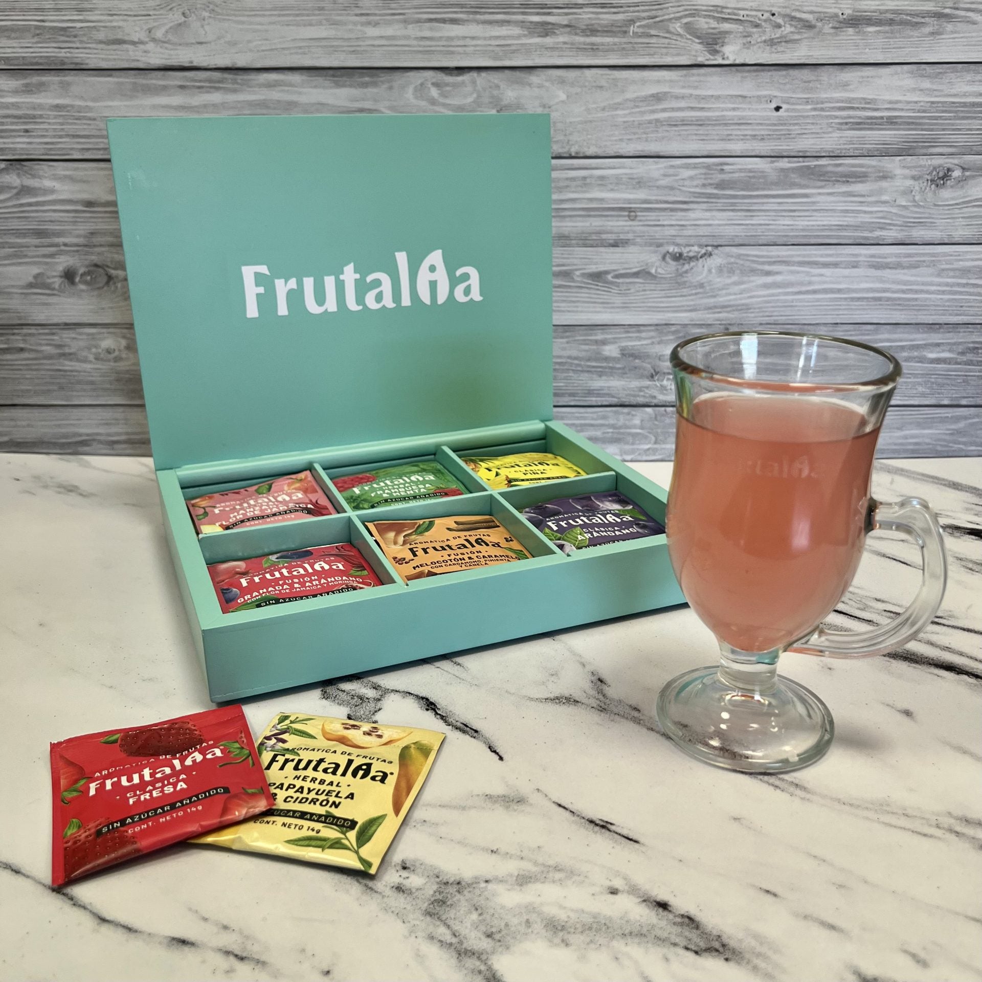 Frutalia Caja de madera Turquesa x30 sobres surtidos