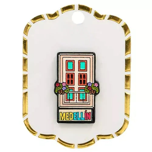 Pin metalico Ventana Medellin PC-07