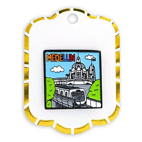 Pin metálico Medellín PF-03
